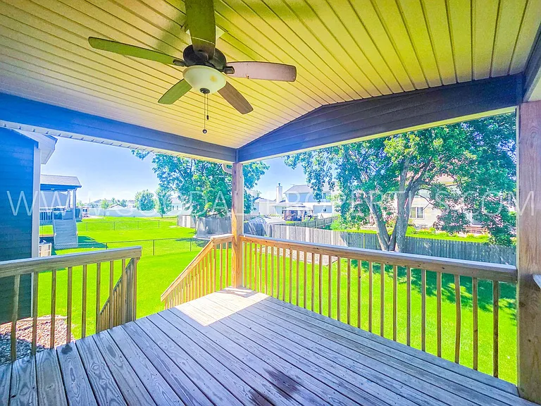 885 Northview Dr — Photo 22