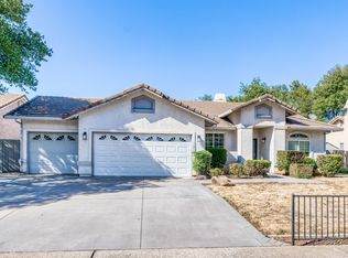 1472 Augustine Way, Redding, CA 96002