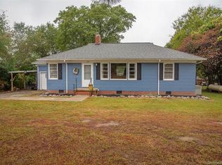 208 5th St, Lilesville, NC 28091