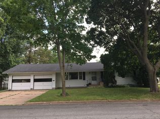 406 Maple Ave, Menomonie, WI 54751