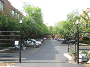 944-54 W Grace St, Chicago, IL 60613