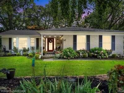 16566 Westbrook St, Livonia, MI, 48154