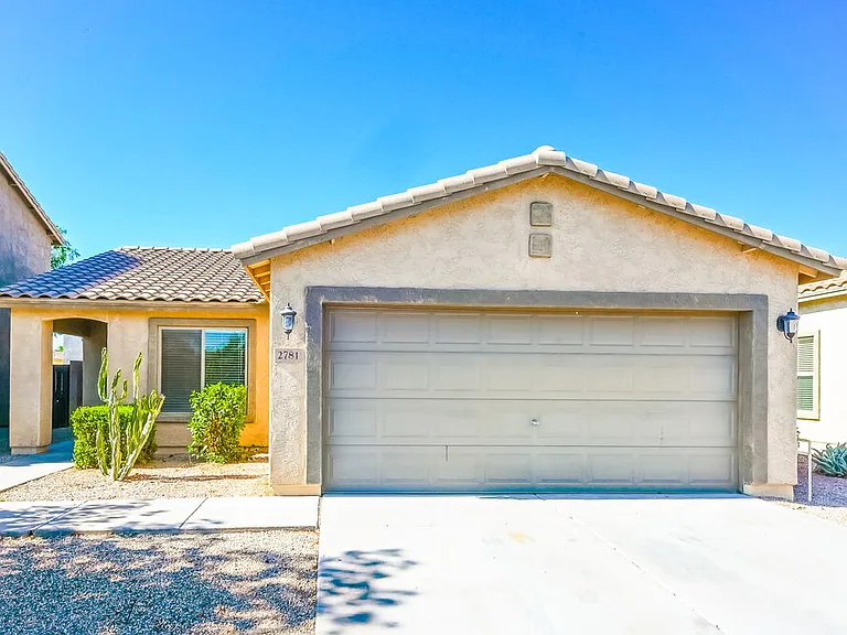 2781 W Mira Dr — Photo 1