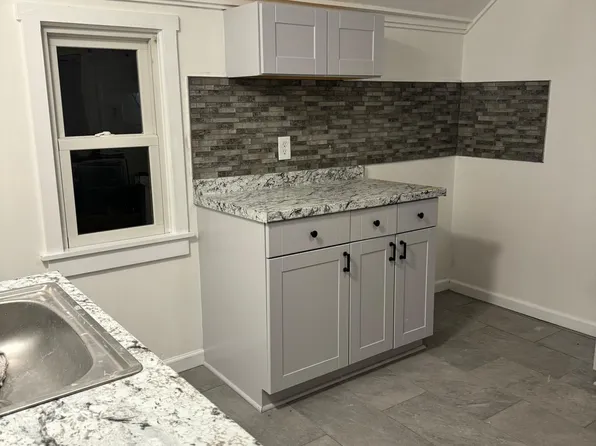 2 Howard Ave, Keansburg, NJ 07734