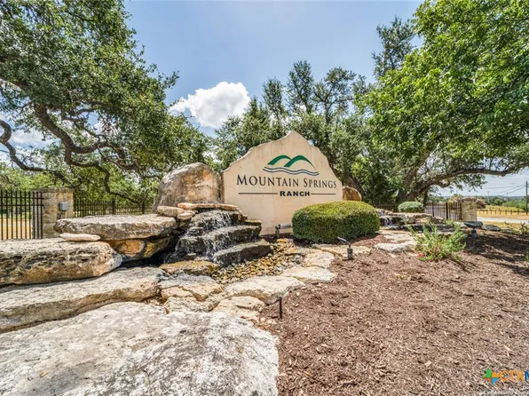 1817 Mountain Spgs, Canyon Lake, TX 78133