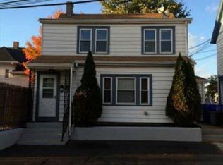 5 Berndt St #1, Pawtucket, RI 02861