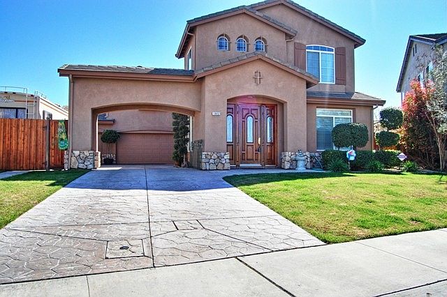 1st image of 10652 Willow Glen Cir