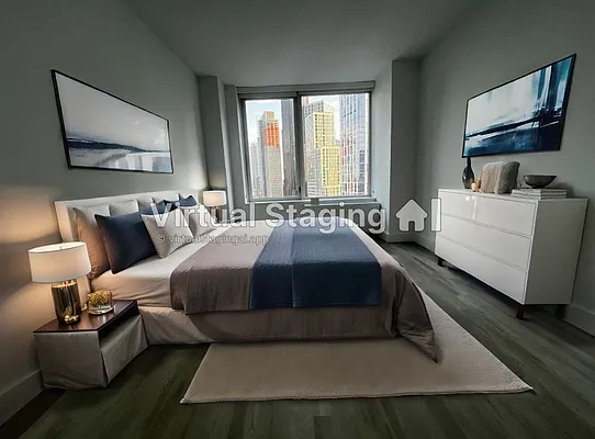 Rented by Red Apple Group | media 18