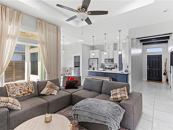 5th image of 4001 S Rodman Ln