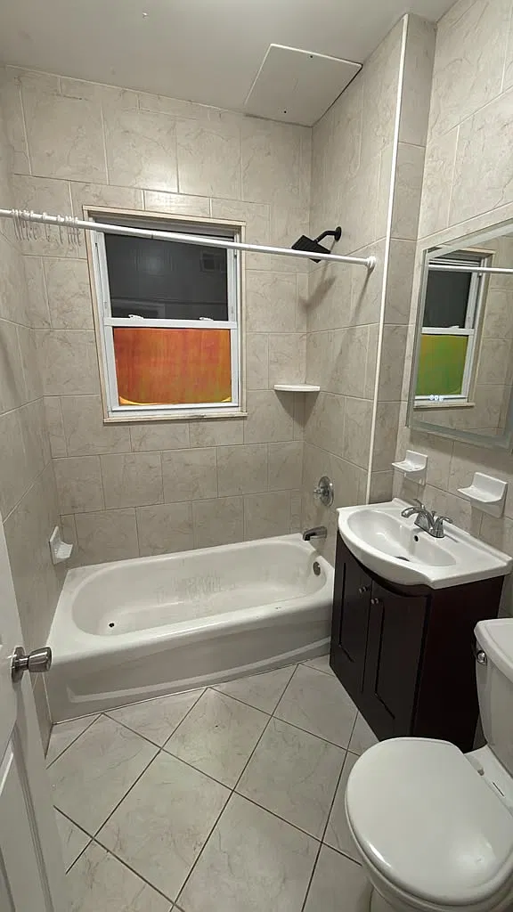 2 bed, $2,050 — Photo 2