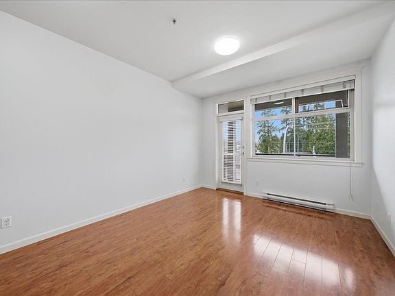 3rd image of 22858 Lougheed Hwy #307