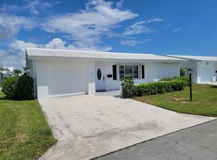 1907 SW 13th Way, Boynton Beach, FL 33426