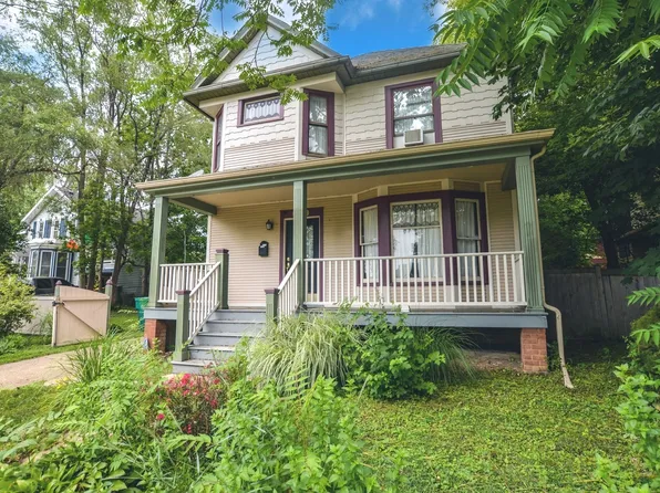 612 Julian St, Waukegan, IL 60085