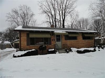 1st image of 429 Sterling Cir