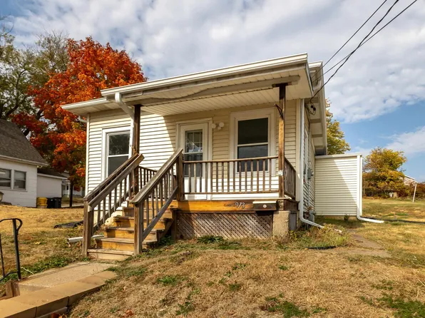 973 Rush St, Dubuque, IA 52003