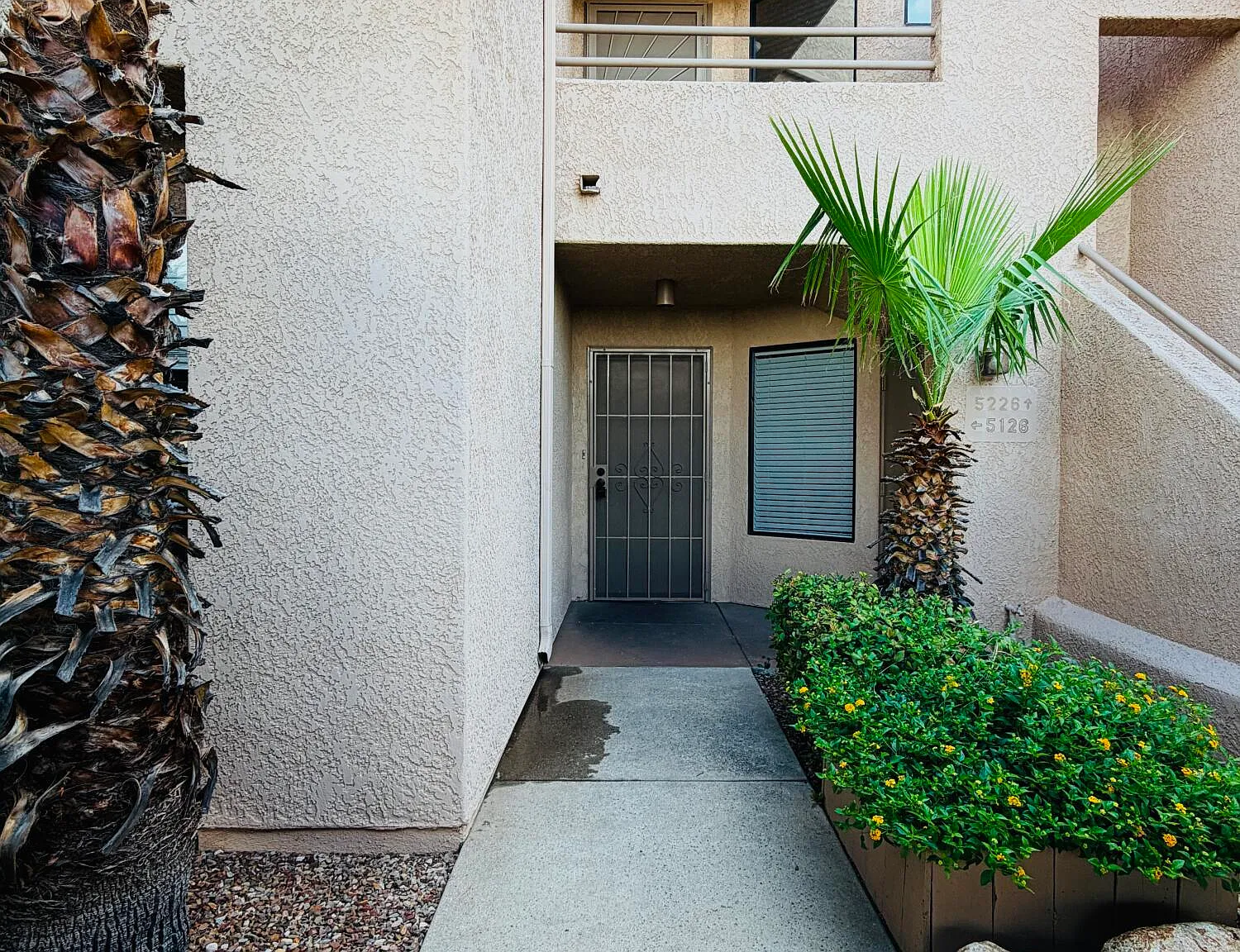 2 bed, 2.0 bath, 1125 sqft, $1,600 — Photo 2