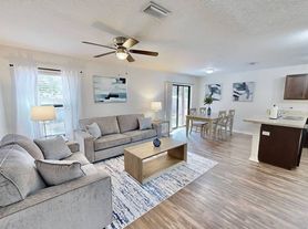 6367 Enterprise Dr, Brooksville, FL