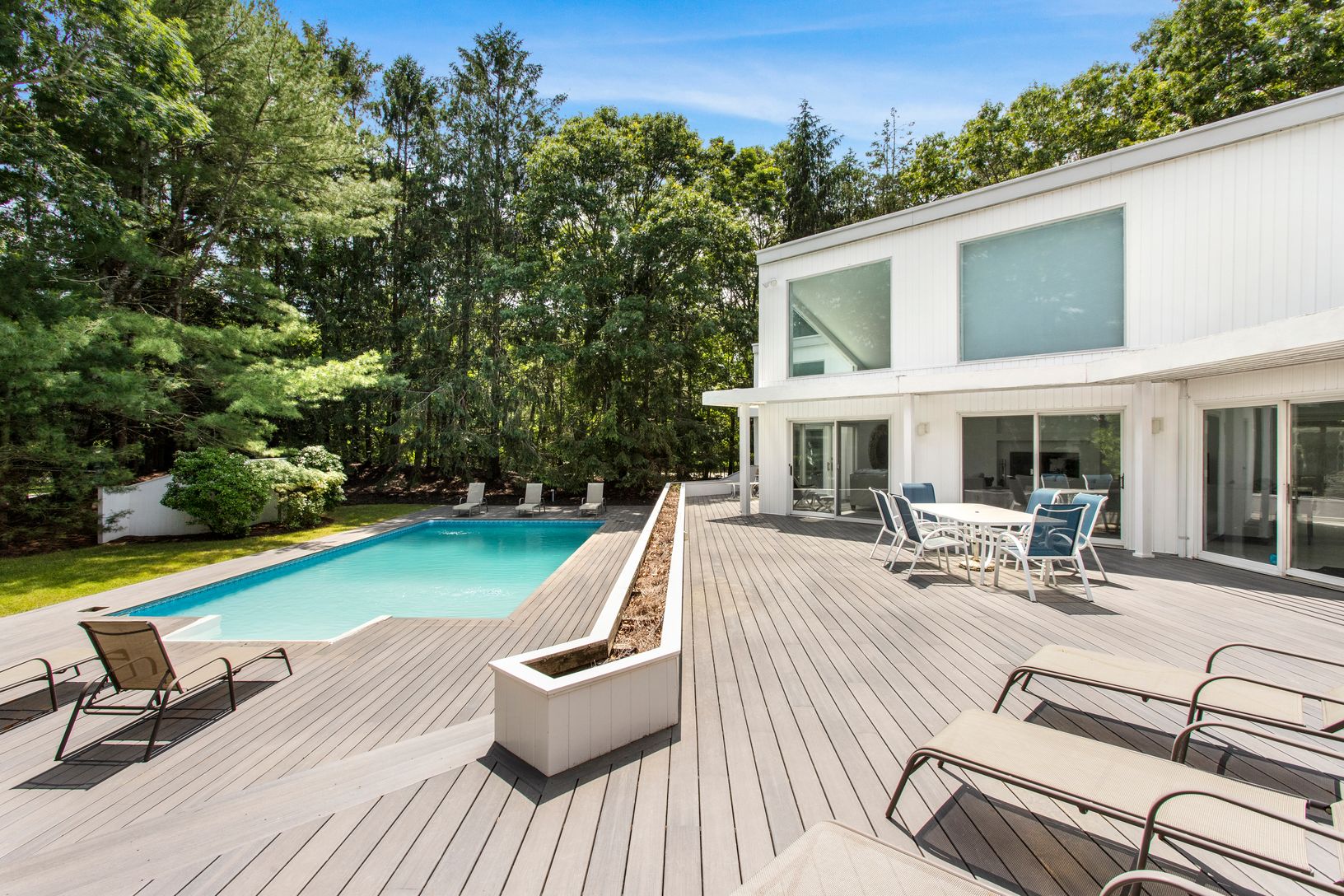 Expansive Decking, Heated Pool