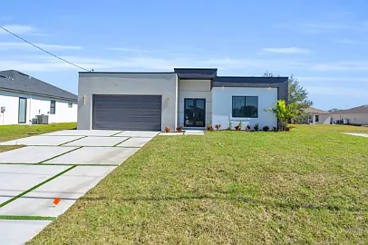 Building Photo - 3617 NW 38th Ter