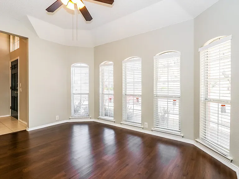508 Glenwood Dr — Photo 5