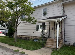 69 E King St #2, Winona, MN 55987