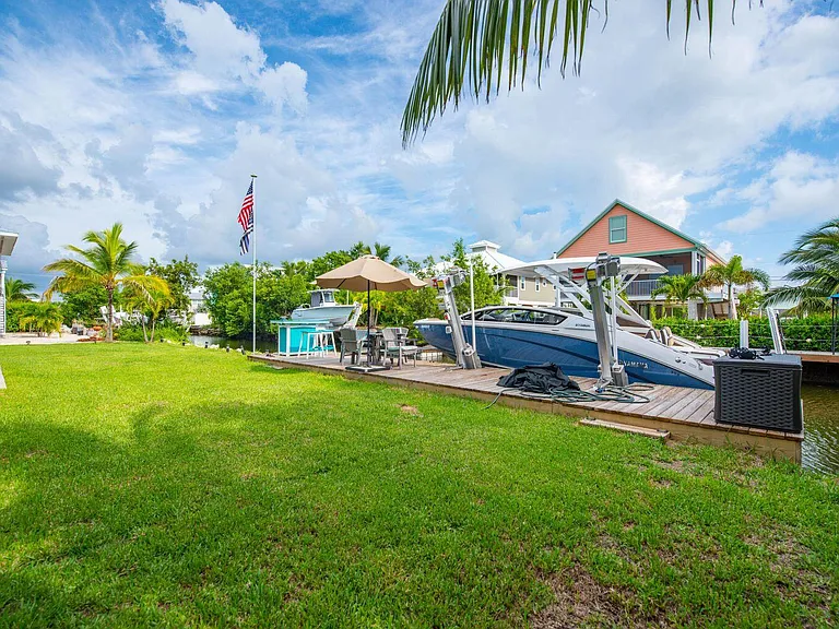 27376 Tobago Ln — Photo 36