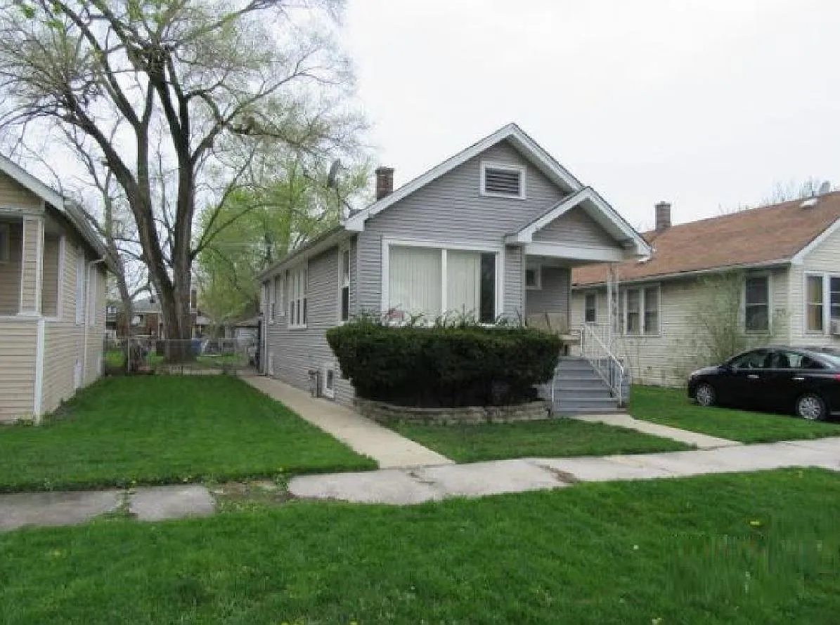 15122 Ashland Ave photo 1