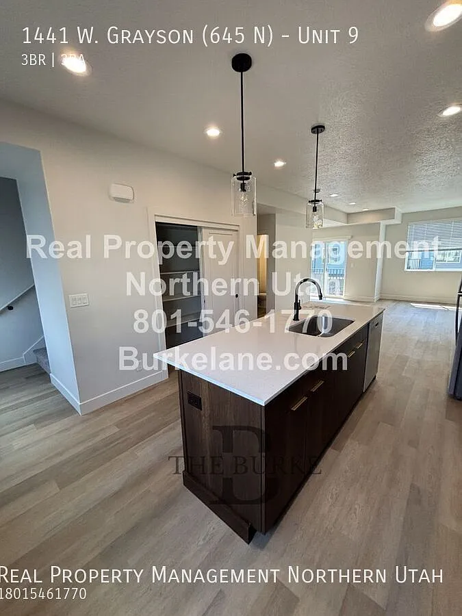 Where Comfort Meets Convenience. Elevated Townhome Living — Photo 3