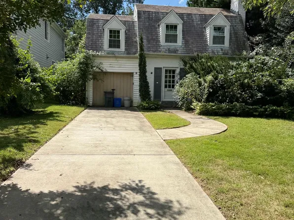 5532 Johnson Ave, Bethesda, MD 20817