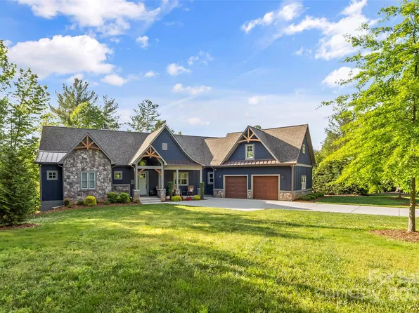 1289 Northview Dr, Morganton, NC 28655