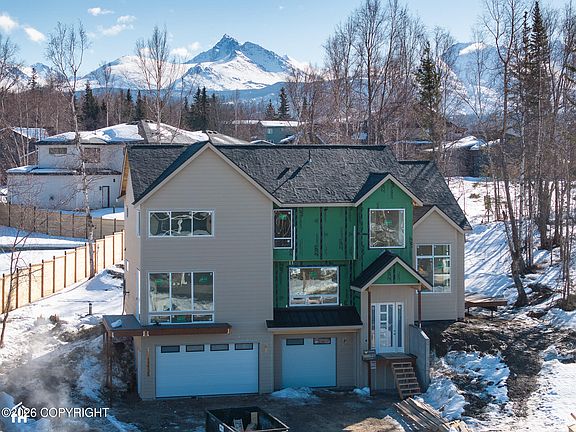 2nd image of 11135 Red Sky Cir