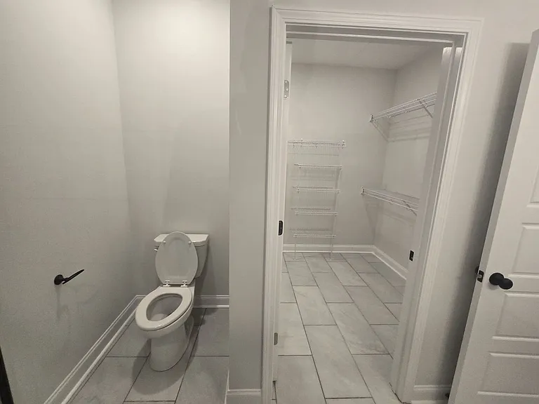 509 N Halifax Ct — Photo 12