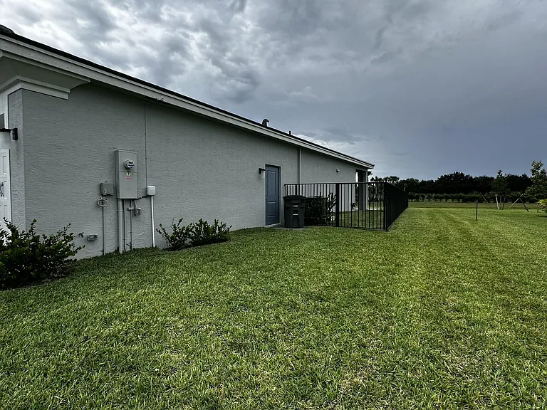 14075 Spruce Pine Dr — Photo 49