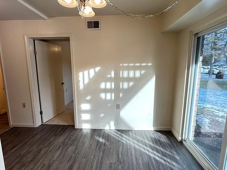 807 Rainbow Dr — Photo 7