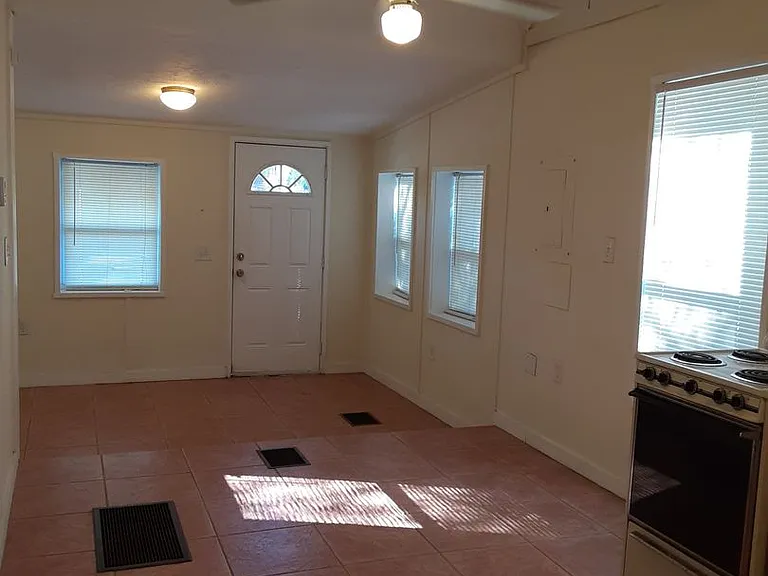 3029 West Pl #A — Photo 4