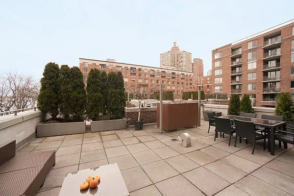 Rented by Home Ambassadors | media 25