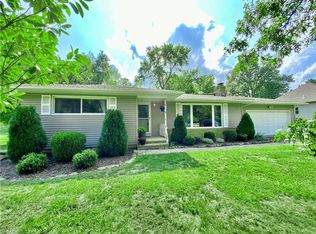 7642 Amber Ln, Brecksville, OH