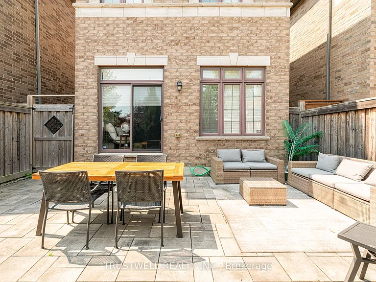 128 Hatton Garden Rd — Photo 35
