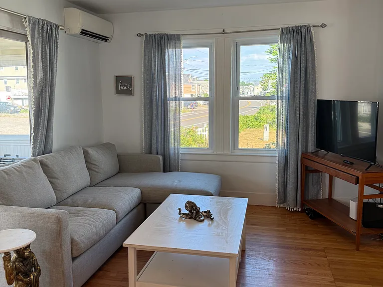 143 Atlantic Ave — Photo 5