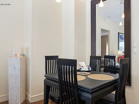 3rd image of 200 Riverside Blvd APT 10L