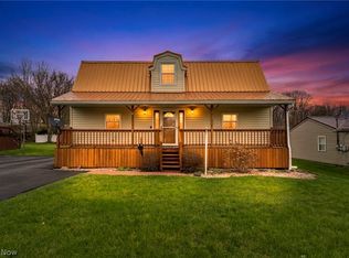 17 E Franklin St, Newton Falls, OH 44444