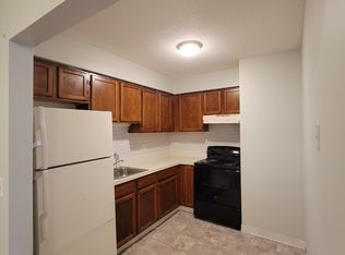 9 Store Ave #4, Waterbury, CT 06705