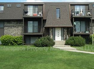 1436 Pioneer Rd APT 7, Crest Hill, IL 60403