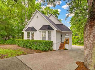5821 Creek Station Dr, Pensacola, FL 32504