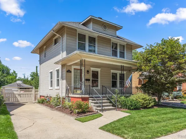 3538 Grindley Park St, Dearborn, MI 48124
