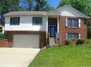 296 Hopi Dr, Greensburg, PA 15601