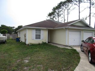 892 Candleknoll Ln, Jacksonville, FL 32225