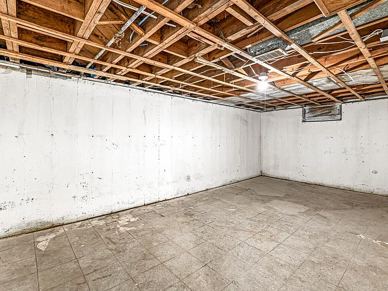 446 S Sheridan St — Photo 16