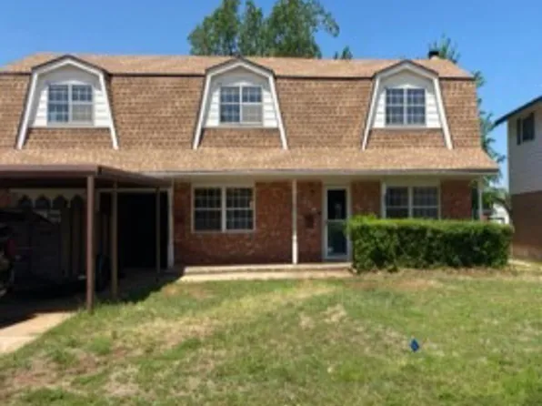 229 Randall Dr, Midwest City, OK 73110