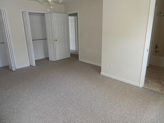 5th image of 6016 Igloe Dr #A